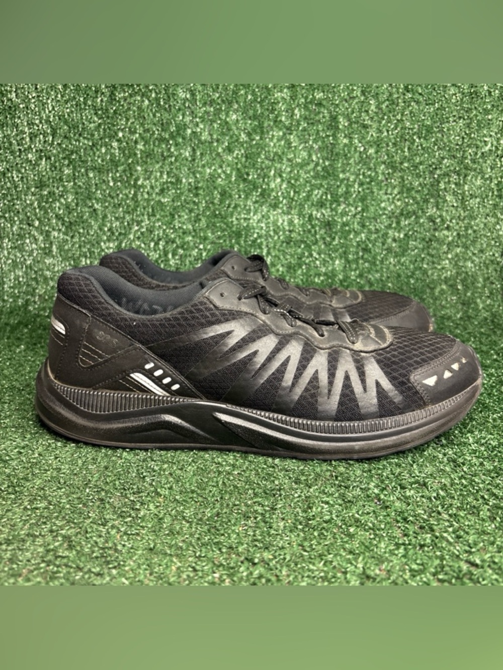 SAS Mission One-M Mens Size 10.5 D Black Comfort Stability Shoe Walking Sneakers